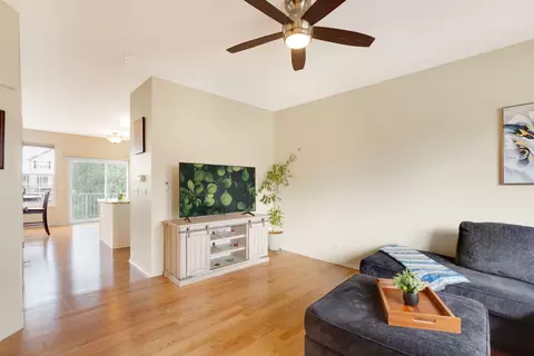 Living - 674 Lambert Ln, Bartlett, IL 60103 photo 3 of 3