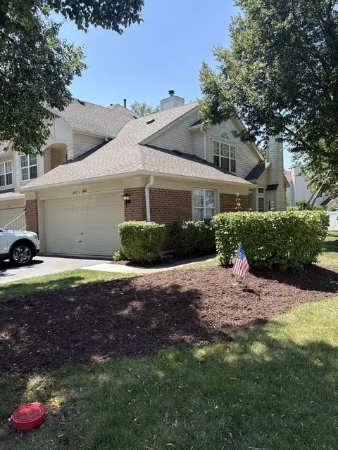 1602 Columbia Cir #4, Bartlett, IL 60103