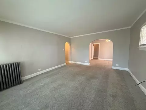Living - 1504 Pitner Ave, Evanston, IL 60201 photo 2 of 9