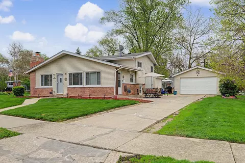 103 Willow St, Park Forest, IL 60466