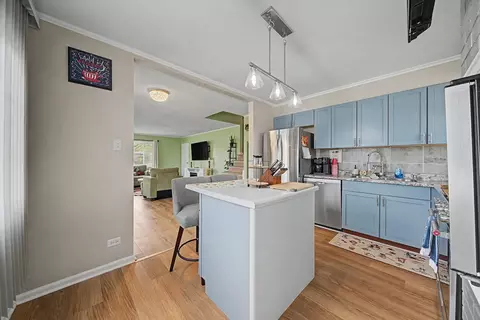 Kitchen - 103 Willow St, Park Forest, IL 60466 photo 2 of 8