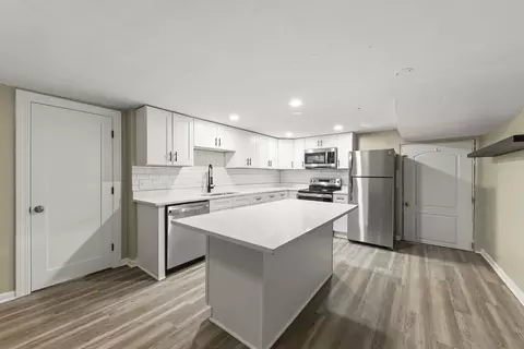 Kitchen - 1412 Avery Ave, Wheaton, IL 60187 photo 3 of 4