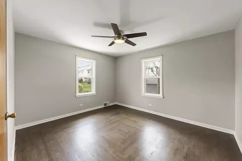 Bedroom - 1412 Avery Ave, Wheaton, IL 60187 photo 1 of 5