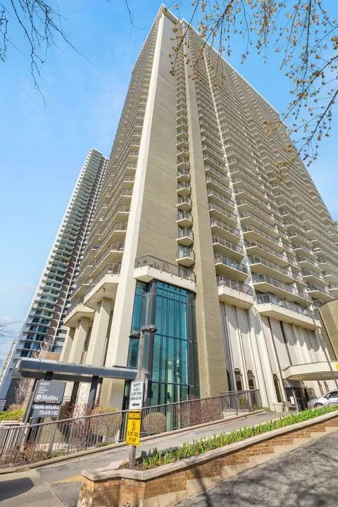 6007 N Sheridan Rd #22K, Chicago, IL 60660