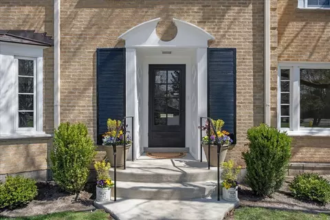1523 Tower Rd, Winnetka, IL 60093 photo 2