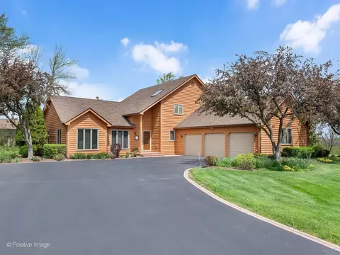 29 W170 Pepper Ct, West Chicago, IL 60185
