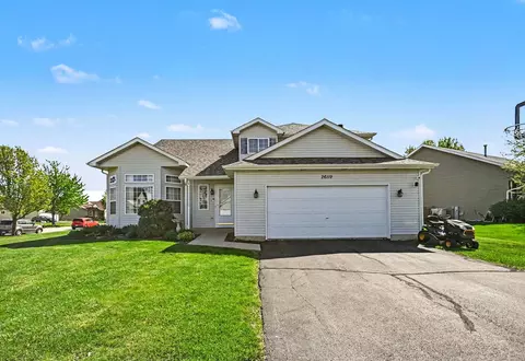 26119 S Bayberry Dr, Channahon, IL 60410