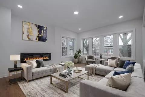 Living - 8137 S Loomis Blvd, Chicago, IL 60620 photo 1 of 5