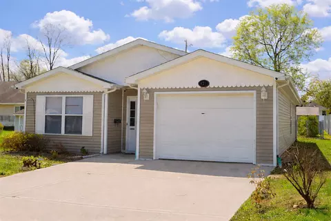 621 Mason St, Ottawa, IL 61350