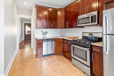 Kitchen - 934 Beloit Ave, Forest Park, IL 60130 photo 2 of 3