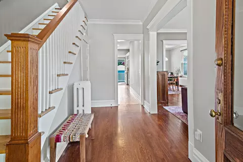 Entry Way - 934 Beloit Ave, Forest Park, IL 60130 photo 3 of 4