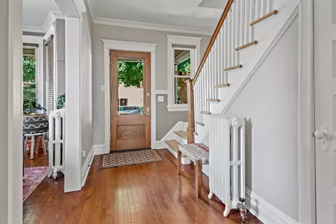 Entry Way - 934 Beloit Ave, Forest Park, IL 60130 photo 4 of 4