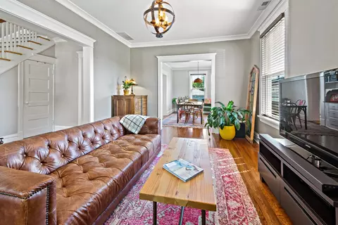 Living - 934 Beloit Ave, Forest Park, IL 60130 photo 3 of 3