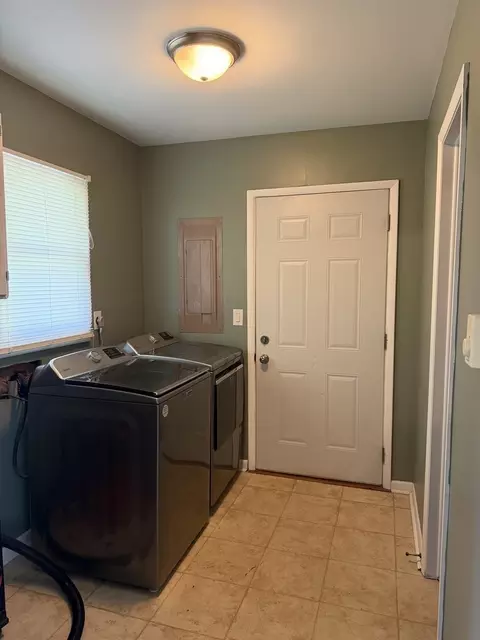 Other - 419 E Cleveland St, Cullom, IL 60929 photo 1 of 1