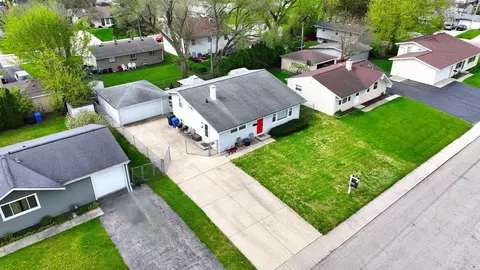 117 Cordova Rd, Carpentersville, IL 60110