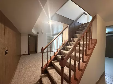 Other - 609 Moss Pl, Dixon, IL 61021 photo 2 of 8