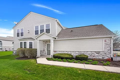 24928 Franklin Ln, Plainfield, IL 60585