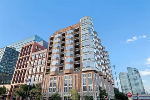 720 W Randolph St #503, Chicago, IL 60661