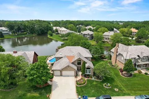 1542 Woodcreek Trl, Bartlett, IL 60103