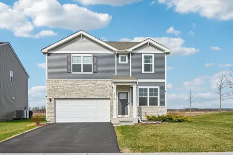 1716 Dublin Dr, Pingree Grove, IL 60140