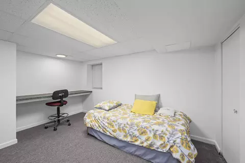 Bedroom - 4328 Phyllis Dr, Northbrook, IL 60062 photo 5 of 5