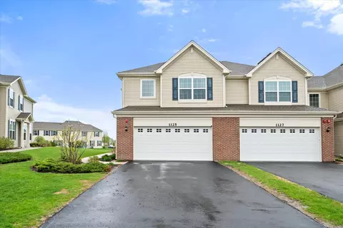 1125 Hawk Hollow Dr, Yorkville, IL 60560