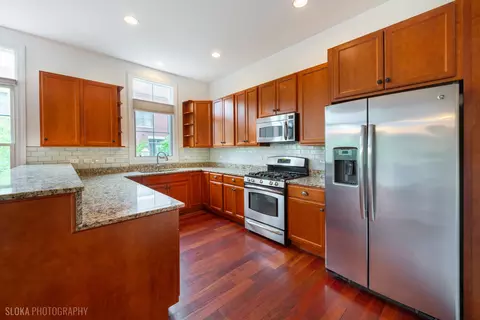 147 River Walk Ct, Elgin, IL 60120 photo 11