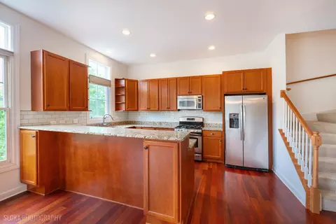 147 River Walk Ct, Elgin, IL 60120 photo 10