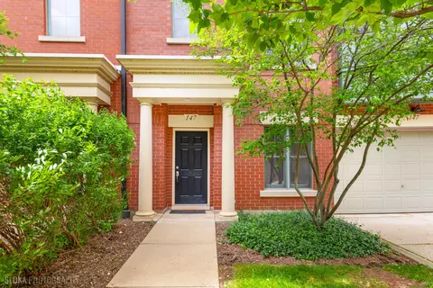 147 River Walk Ct, Elgin, IL 60120 photo 2