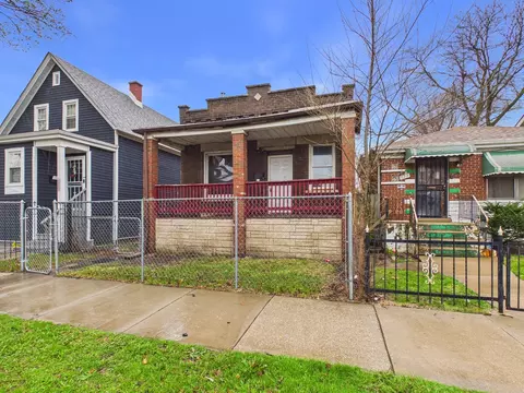 Exterior - 827 E 87th Pl, Chicago, IL 60619 photo 3 of 6
