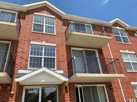 9800 Liberty Cir #2E, Orland Park, IL 60467