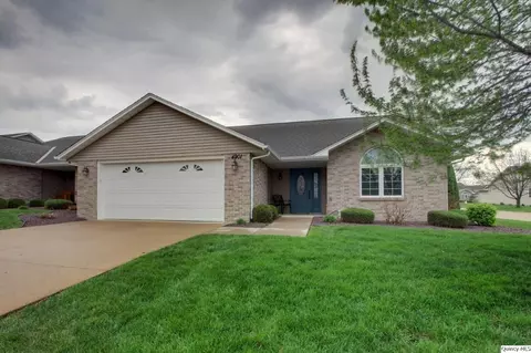 4901 Chestnut St, Quincy, IL 62305