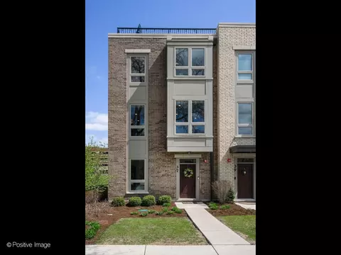 37 S Chestnut Ave, Arlington Heights, IL 60005