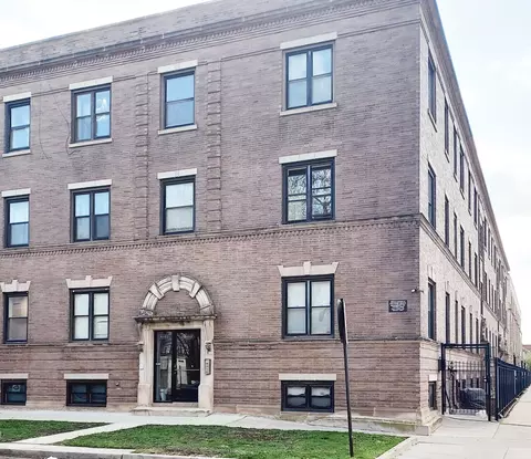 6100 S University Ave #2, Chicago, IL 60637