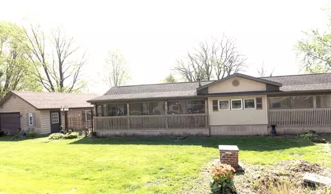 6240 N Gun Club Rd, Morris, IL 60450