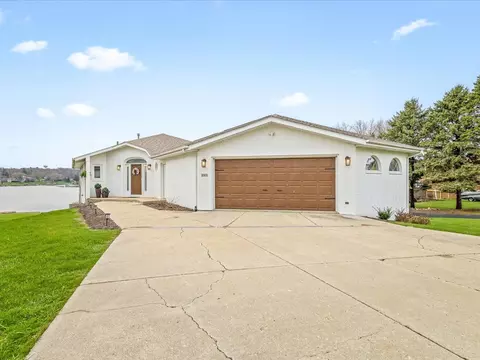 847 Breckenboro Rd, Davis, IL 61019