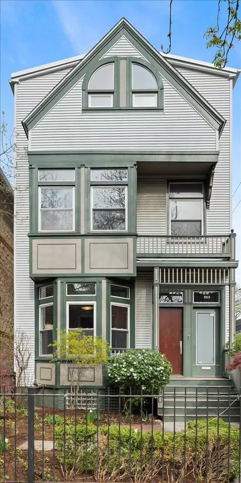 2615 N Wilton Ave, Chicago, IL 60614