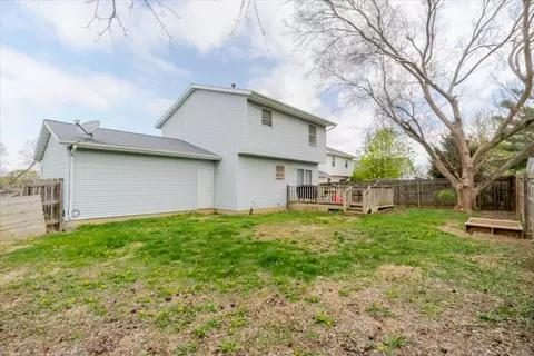 Exterior - 12 Spiria Ct, Bloomington, IL 61701 photo 7 of 8