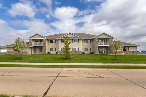Other - 440 E Franklin St #204, Eldridge, IA 52748 photo 3 of 4