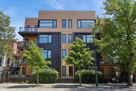 1841 N California Ave #2A, Chicago, IL 60647