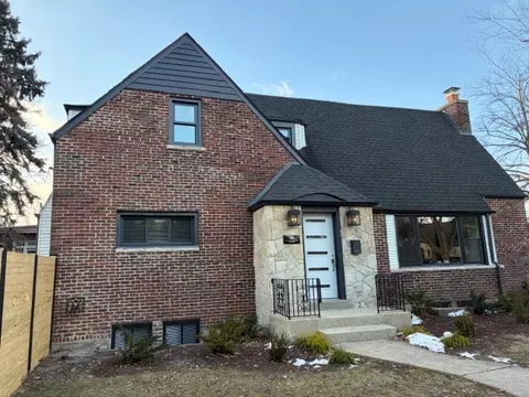 9001 S Claremont Ave, Chicago, IL 60643