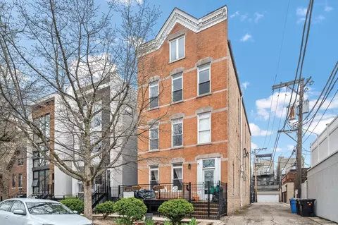 2228 N Hamilton Ave #3F, Chicago, IL 60647