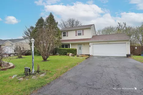 1006 Concord Dr, Island Lake, IL 60042