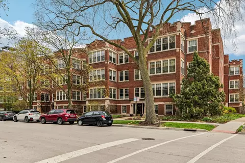 801 Hinman Ave #1, Evanston, IL 60202