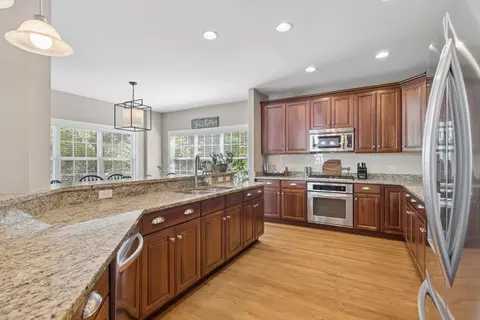 Kitchen - 26404 W Red Apple Rd, Plainfield, IL 60585 photo 1 of 3