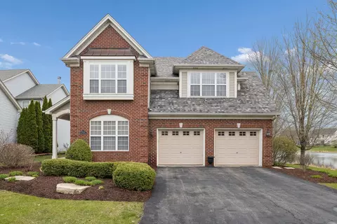 26404 W Red Apple Rd, Plainfield, IL 60585