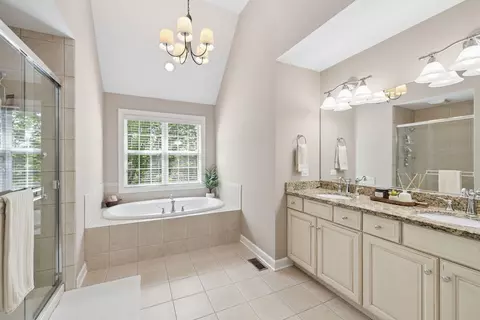 Bath - 26404 W Red Apple Rd, Plainfield, IL 60585 photo 1 of 4