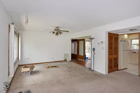 Living - 4012 204th St, Matteson, IL 60443 photo 3 of 4