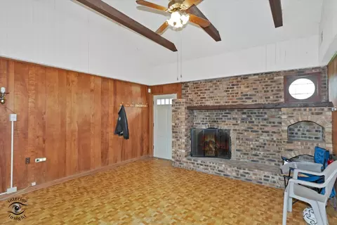Living - 4012 204th St, Matteson, IL 60443 photo 4 of 4