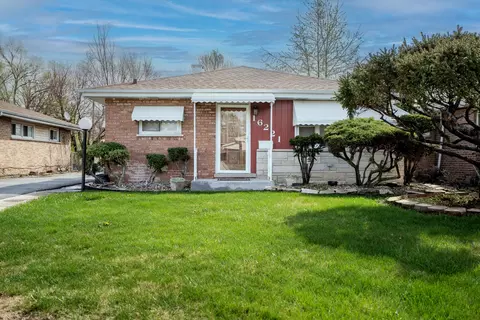 16221 Hermitage Ave, Markham, IL 60428